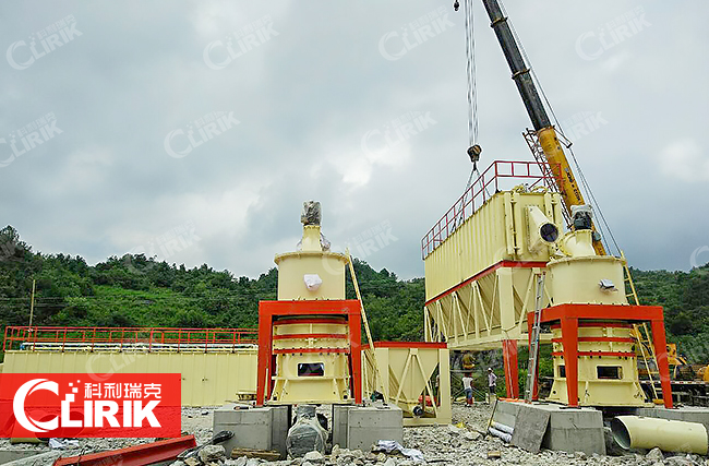 生產(chǎn)膩子粉需要用到哪些機器設備？磨粉機多少錢？